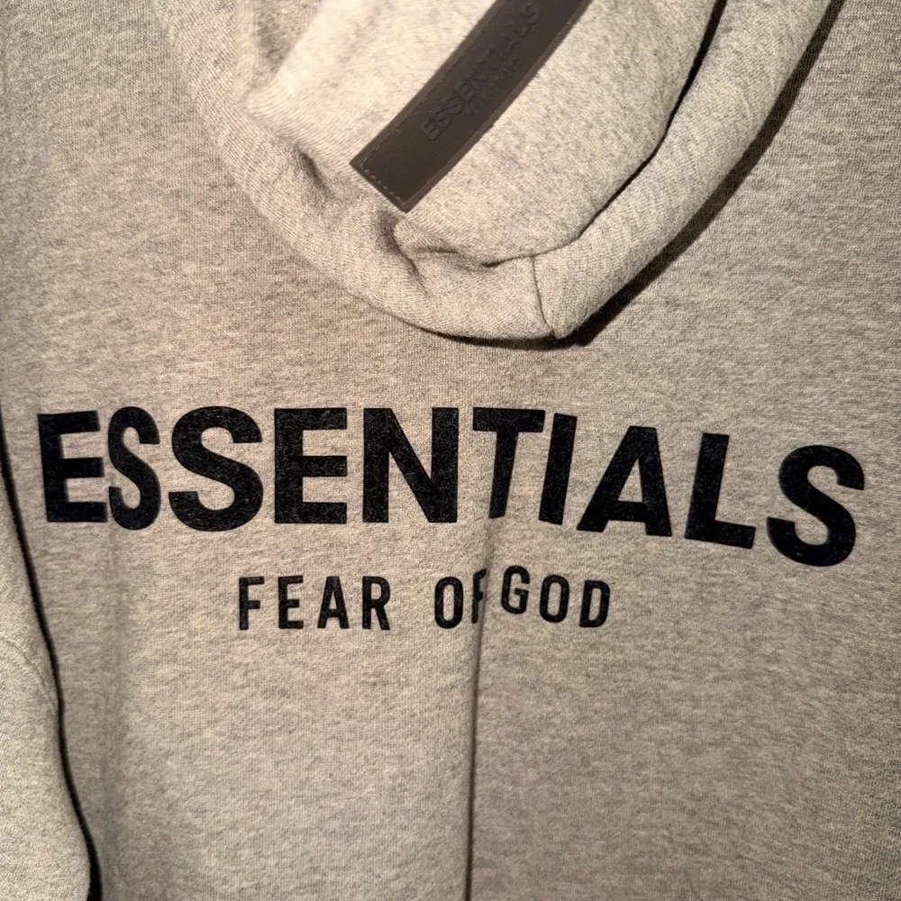 Essentials Heather Gray Pullover - Picture 4 of 4
